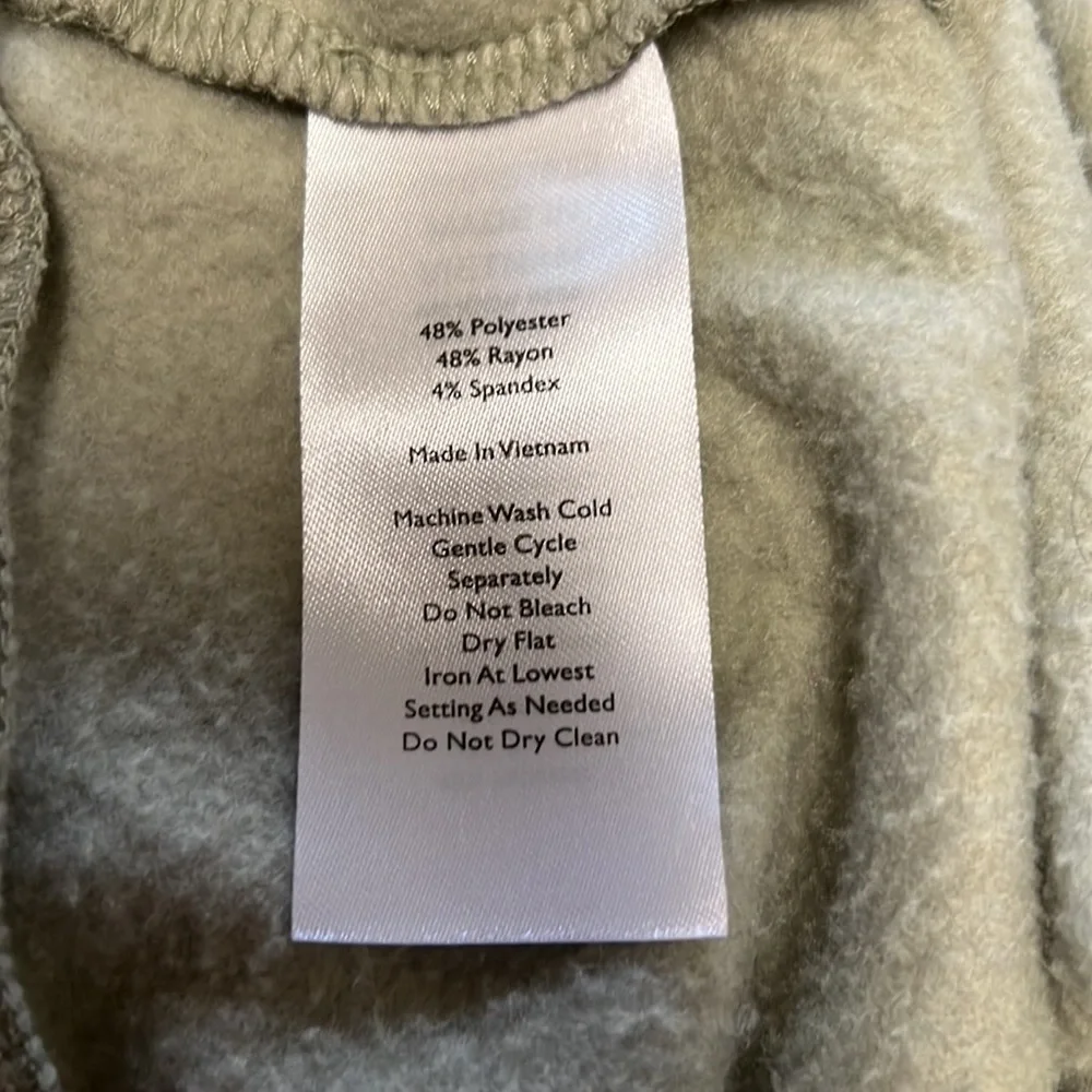Eddie Bauer Sweatshirt - Picture 4 of 4